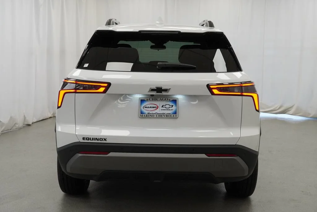 New 2027 Summit White Chevrolet LT image 35