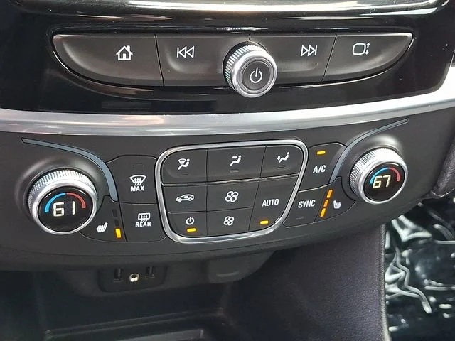 Used 2022 Black Chevrolet LT image 17
