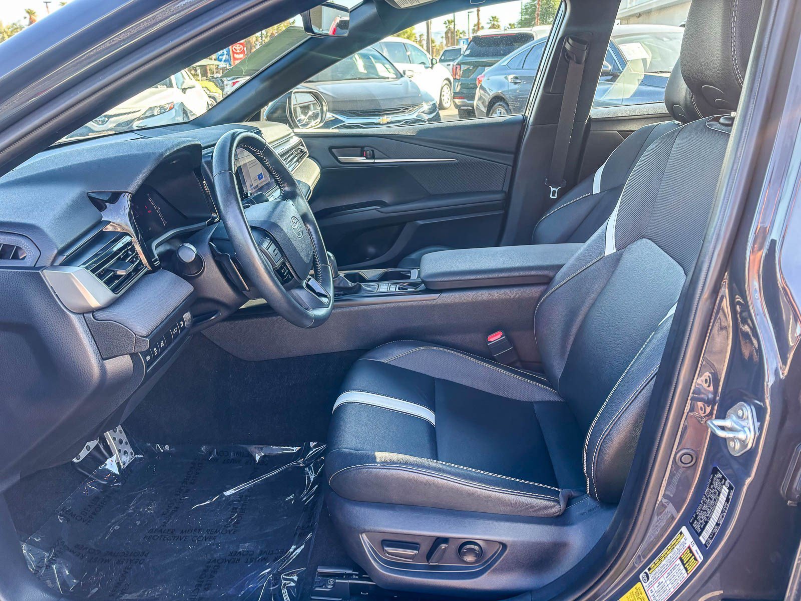 Used 2025 Underground Toyota SE image 20