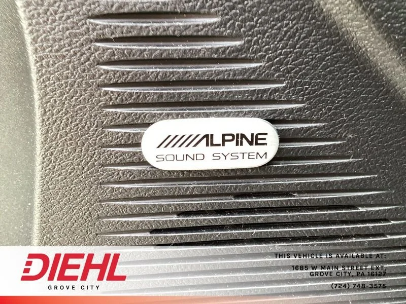 Used 2019 Gray Dodge SXT image 15