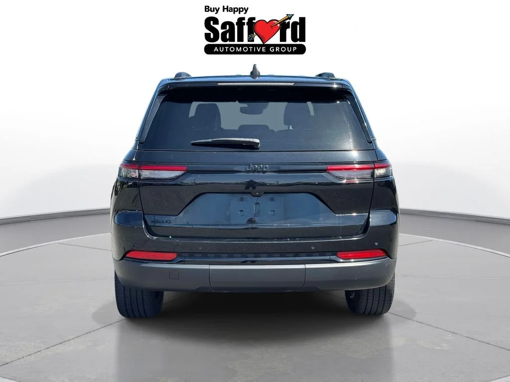 Used 2023 Black Jeep Altitude X image 7