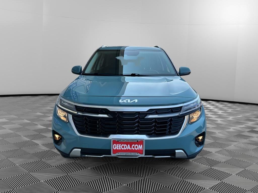 Used 2024 Pluton Blue Kia EX image 2
