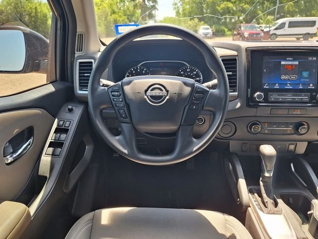Used 2023 Green Nissan SV image 12
