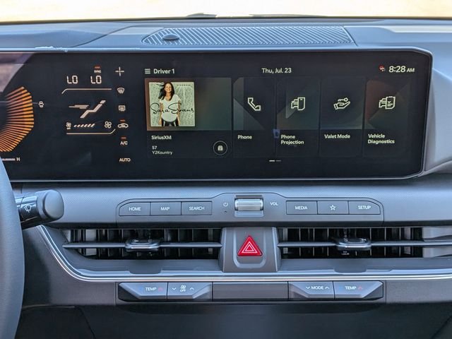 New 2026 Snow White Pearl Kia EX image 17