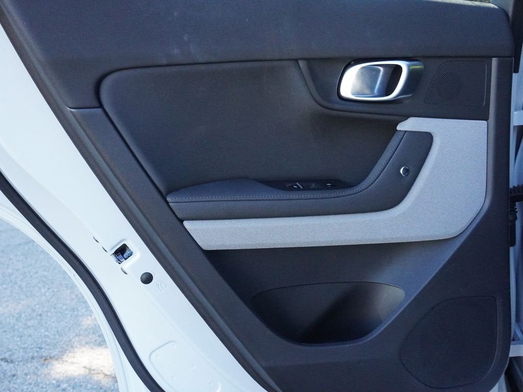 Used 2024 Gray Polestar Long Range Dual Motor image 26