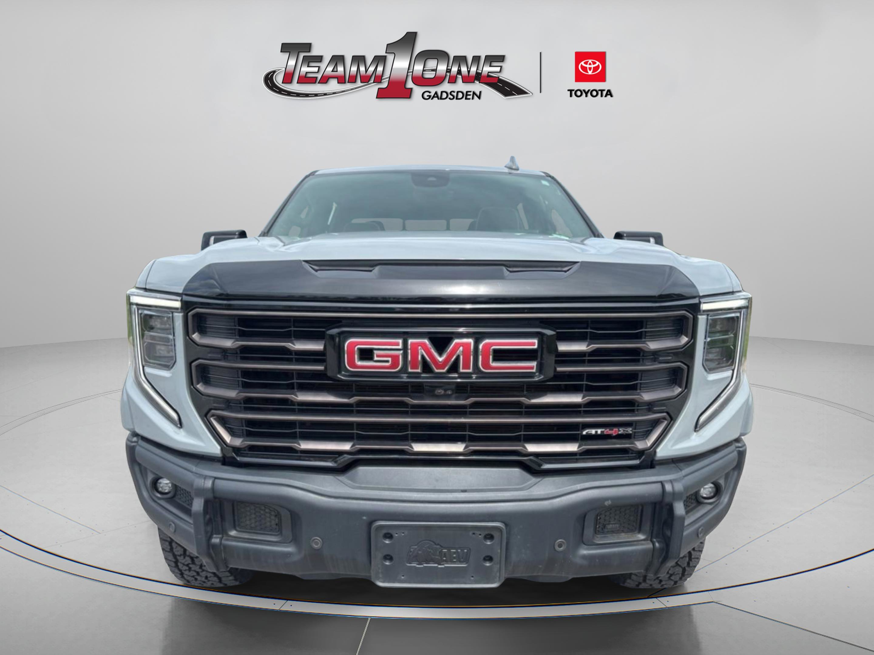 2024 GMC Sierra 1500 AT4X - Photo 4