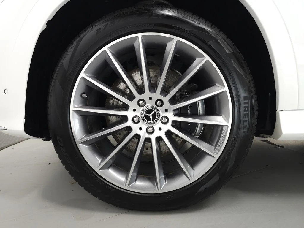 Used 2025 Polar White Mercedes-Benz GLE 450e image 37