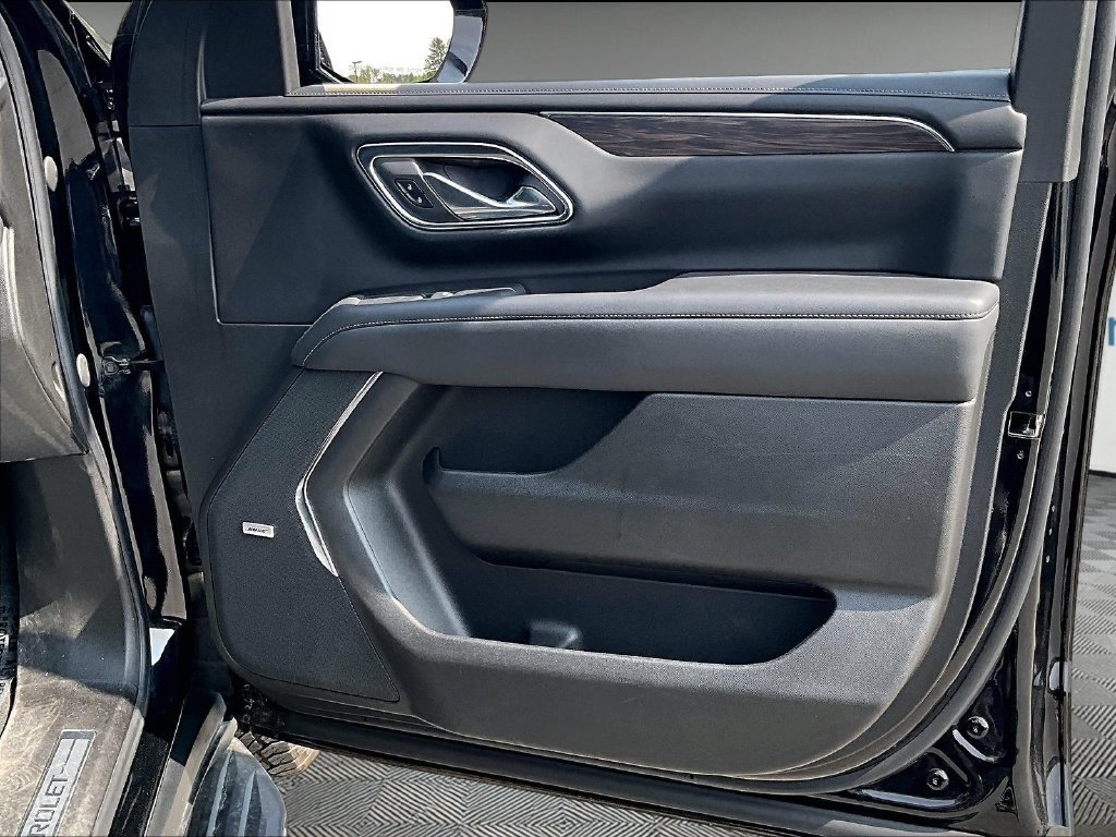 Used 2023 Black Chevrolet LT image 12