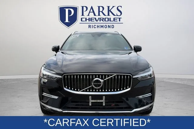 Used 2023  Volvo Plus Bright Theme image 2