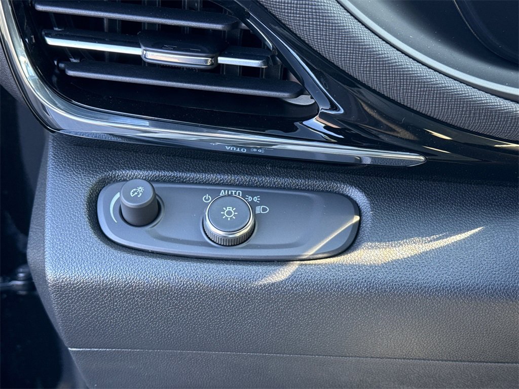 2026 BUICK ENVISTA - Image 15