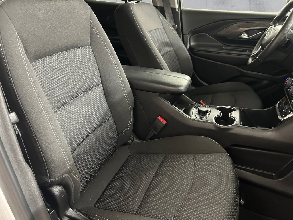 Used 2024 White GMC SLE image 14