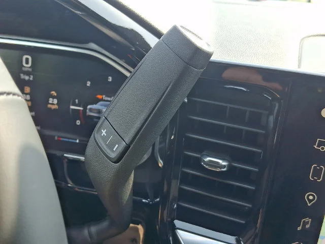 New 2026 Onyx Black GMC Elevation image 12