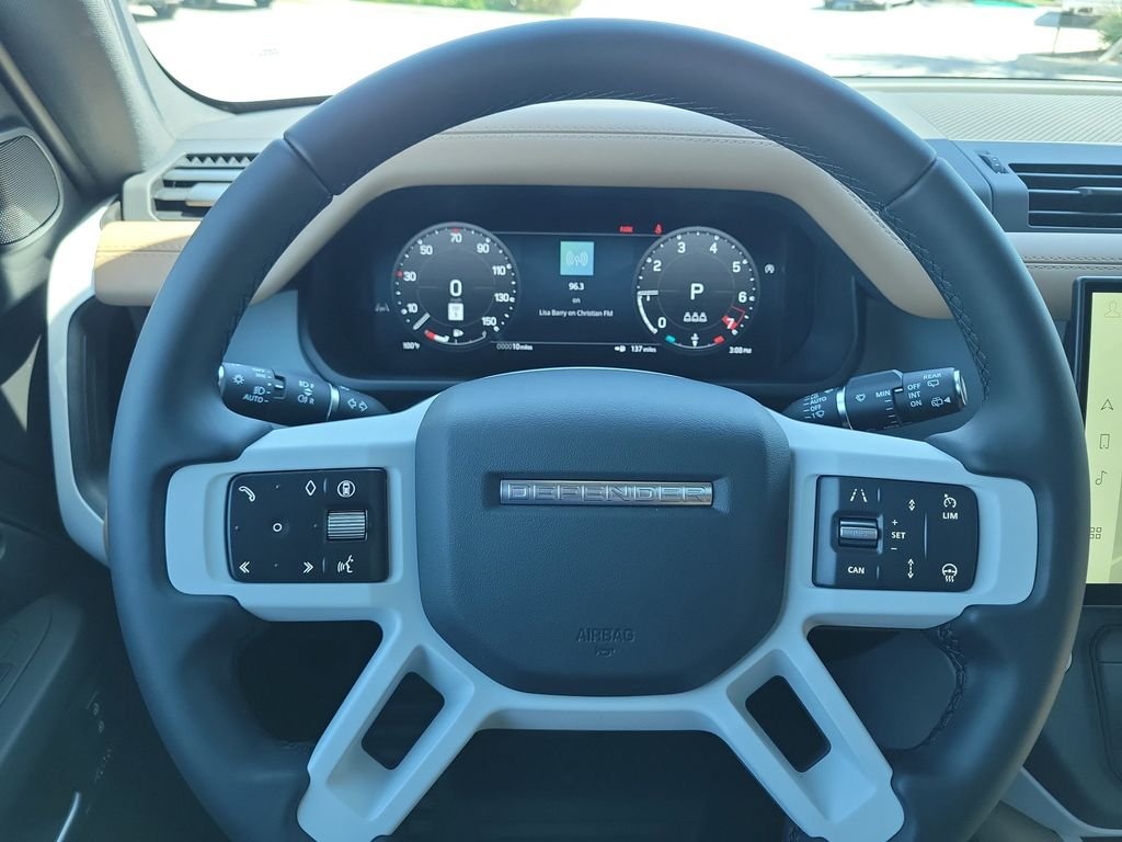 New 2026 Woolstone Green Land Rover X-Dynamic SE image 28