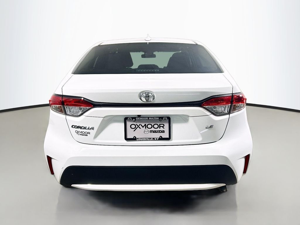 Used 2022 White Toyota LE image 6