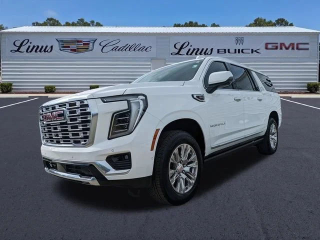 2026 GMC Yukon XL Denali - Photo 8