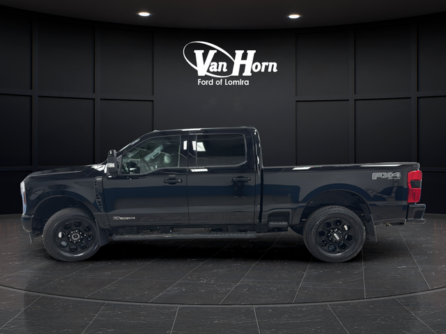 Used 2025 Agate Black Metallic Ford Lariat image 4