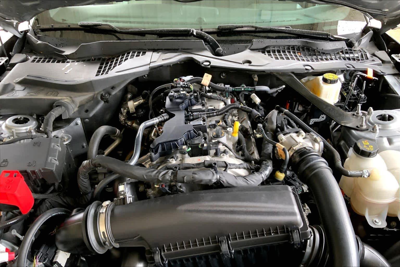 Used 2024 Iconic Silver Ford EcoBoost Premium image 26