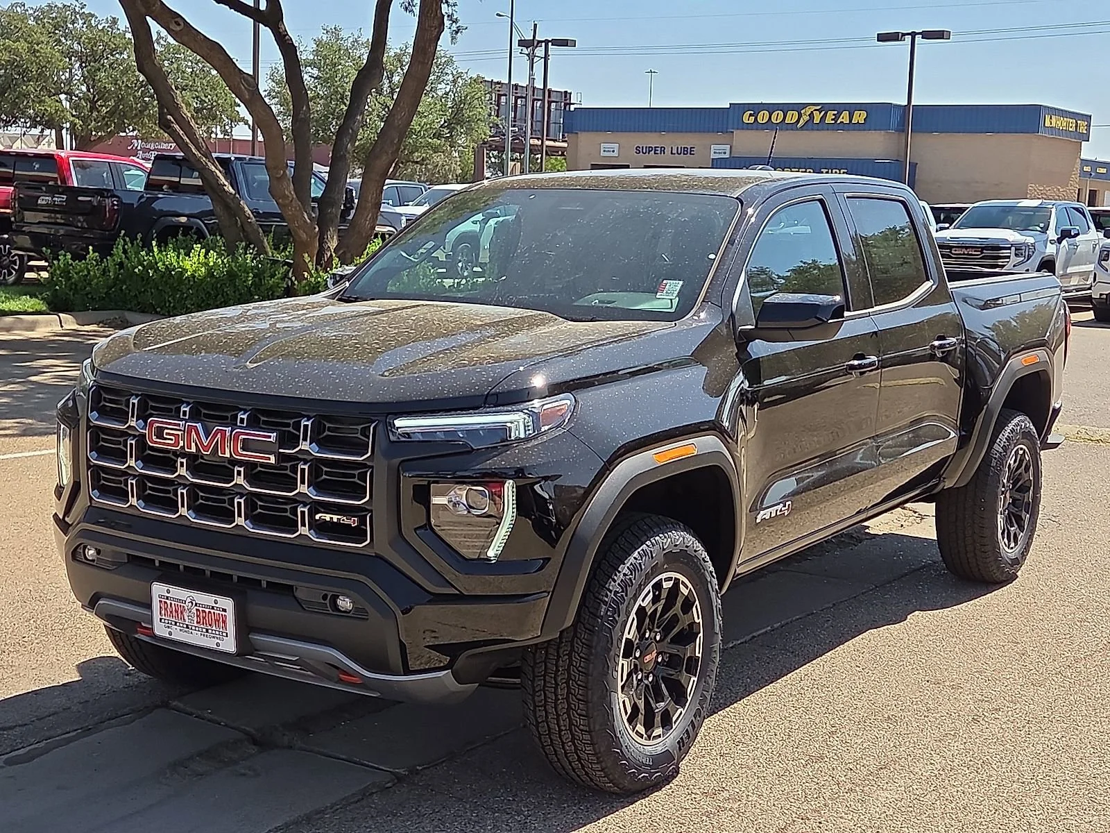 2026 GMC Canyon 4WD AT4 Crew Cab Short Box's photo