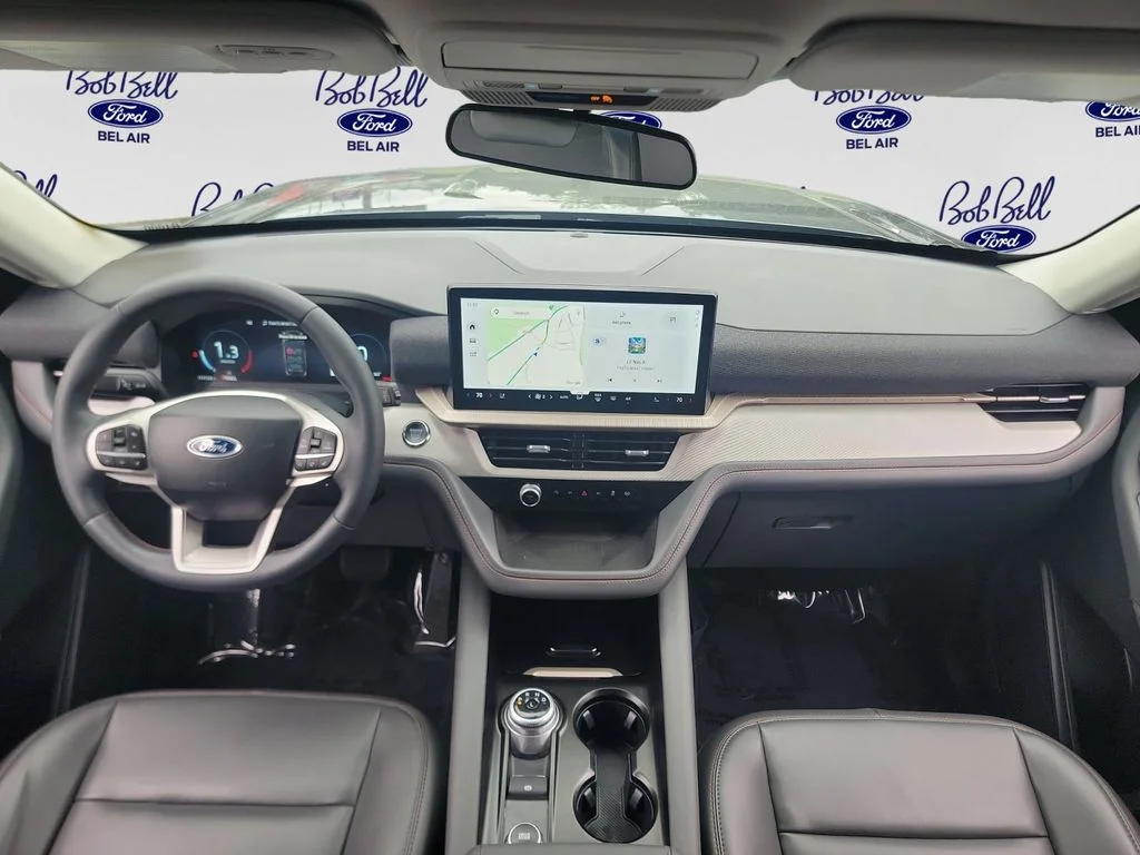 Used 2025 Gray Ford Active image 12