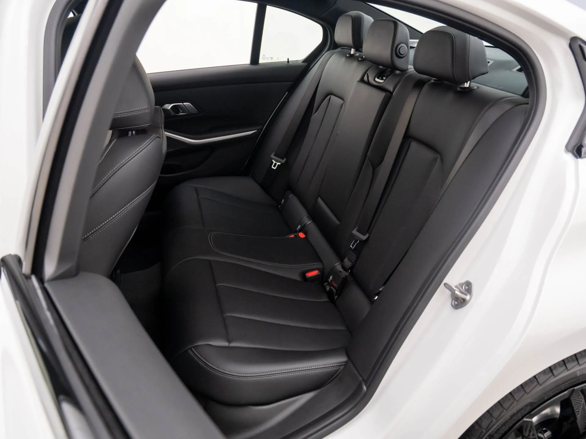 Used 2026 White BMW 330i xDrive image 15