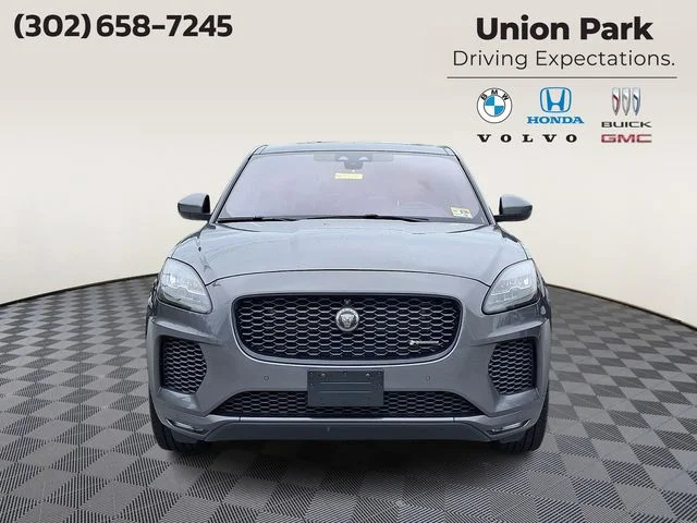 Used 2019  Jaguar R-Dynamic image 2