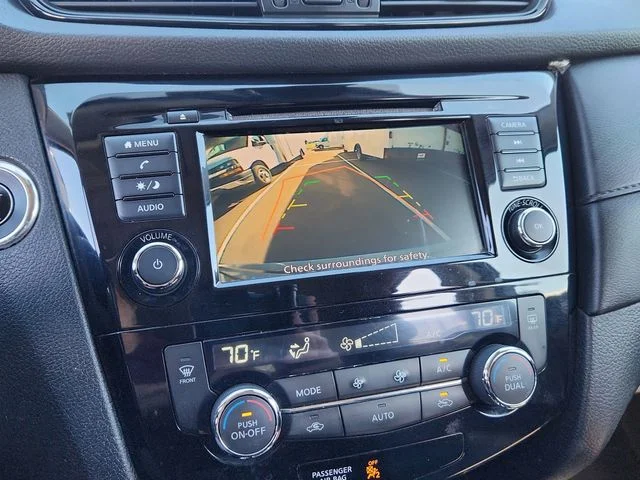Used 2019 Gray Nissan SV image 43