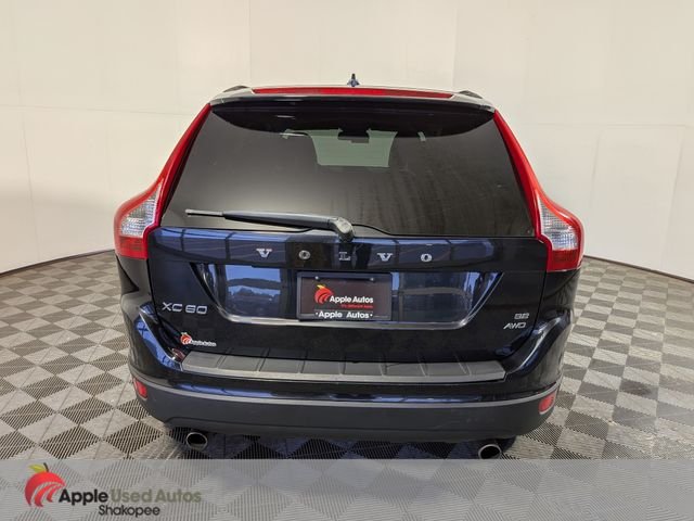Used 2010 Gray Volvo 3.2 image 9