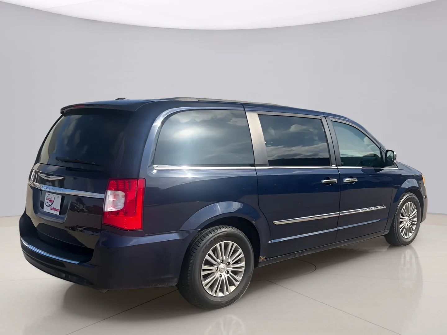 Used 2013 Blue Chrysler TOURING-L image 5