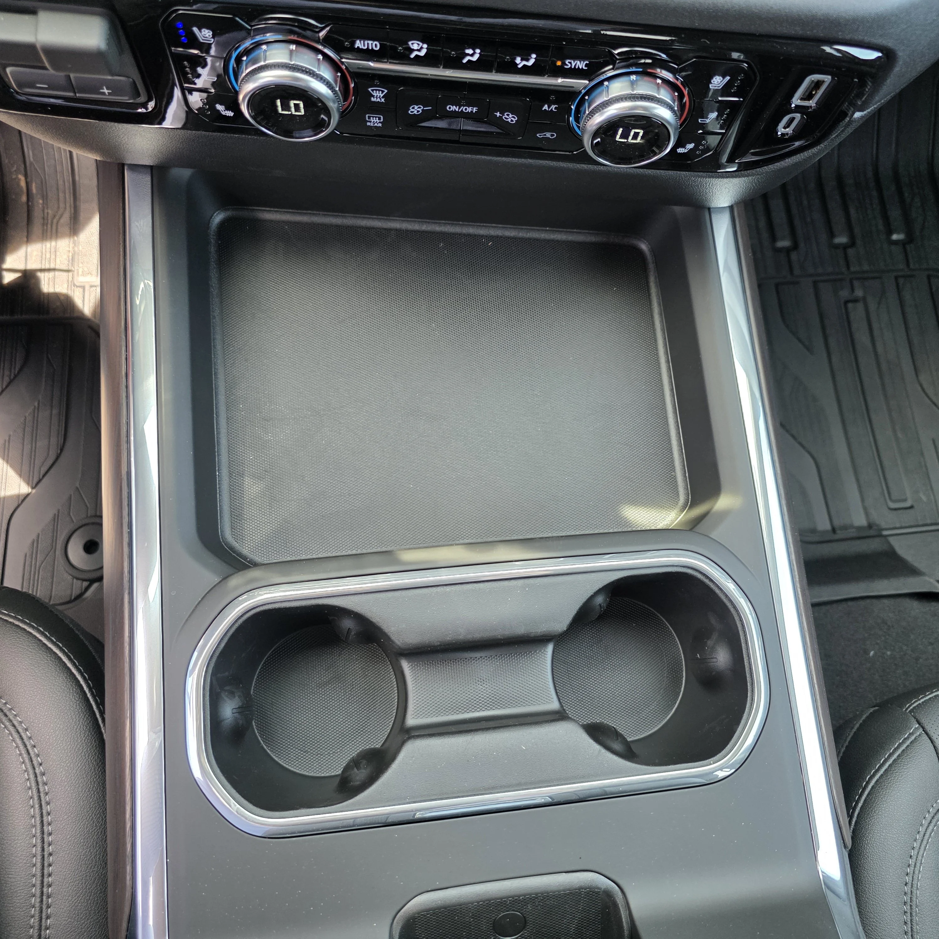 2026 GMC Sierra 3500HD SLT - Photo 16