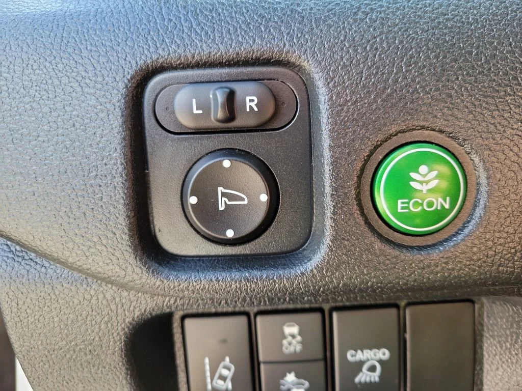 Used 2023 White Honda RTL image 20