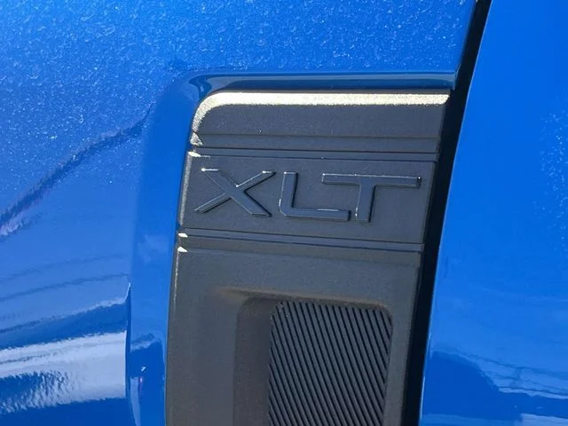 New 2025 Blue Ford XLT image 7