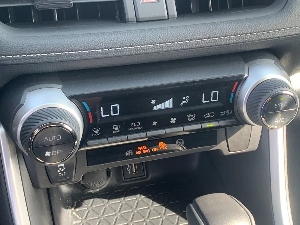 Used 2025 Silver Toyota XLE image 23