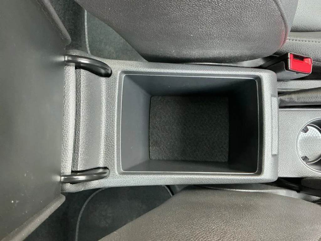 Used 2012 Gray Volkswagen 2.5L SE image 28