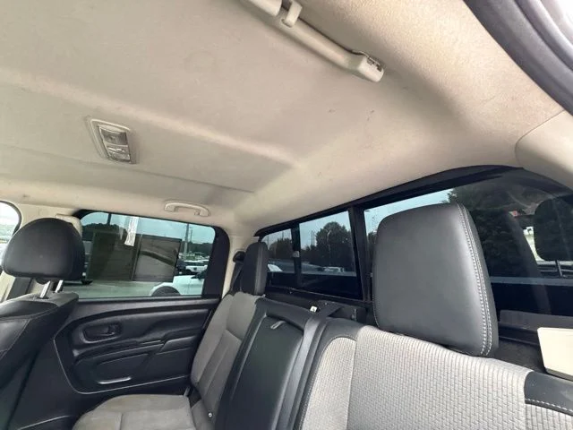 Used 2017 White Nissan S image 28