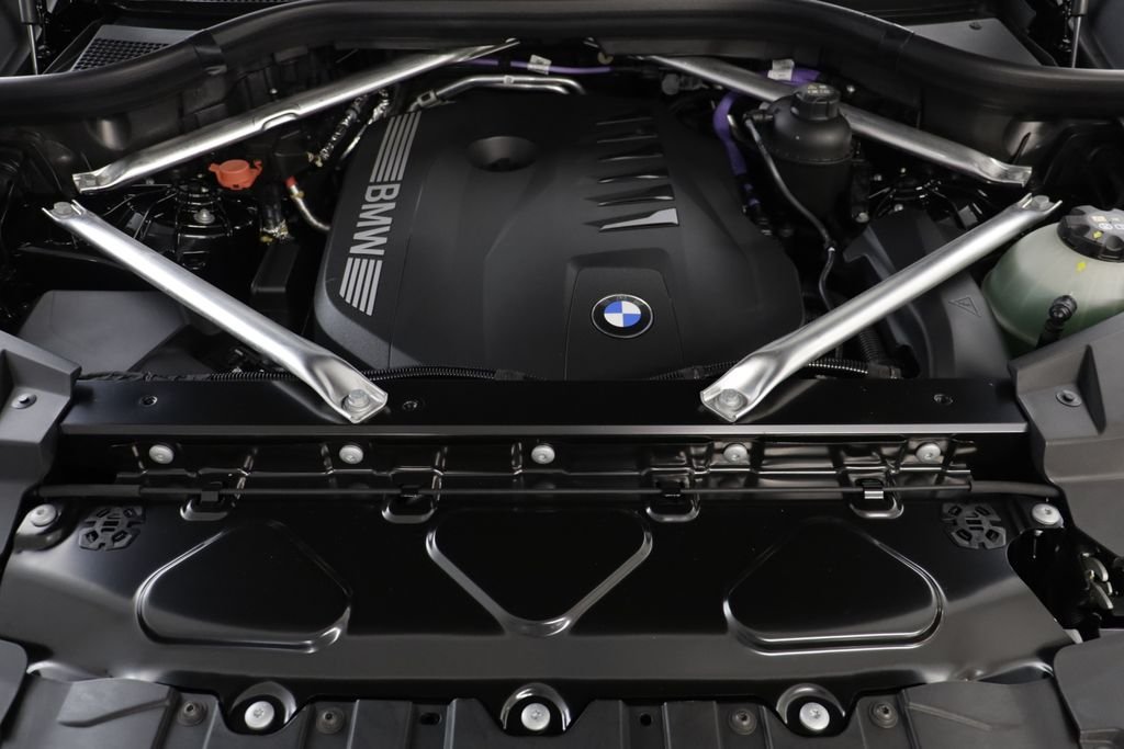 New 2026 Black Sapphire Metallic BMW xDrive40i image 23