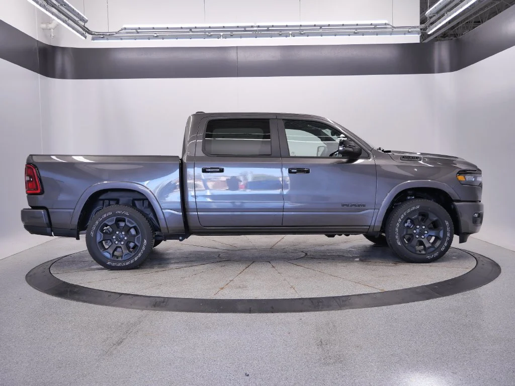 Used 2025 Gray Ram Big Horn/Lone Star image 8