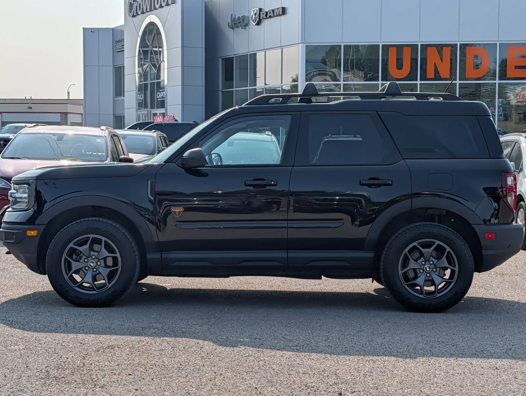 Certified Used 2023 Black Ford Badlands - - 4x4 - Power Sunroof - Fordpass Connect - Back Up Cam - Premium Pkg & More! image 5