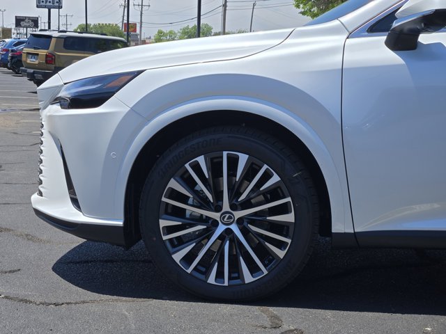 New 2026 Eminent White Pearl Lexus PREMIUM PLUS image 12