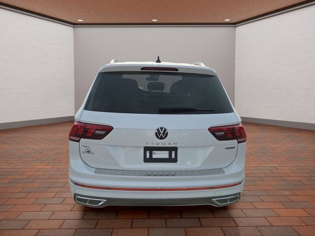Certified Used 2022 White Volkswagen 2.0T SEL R-Line image 32