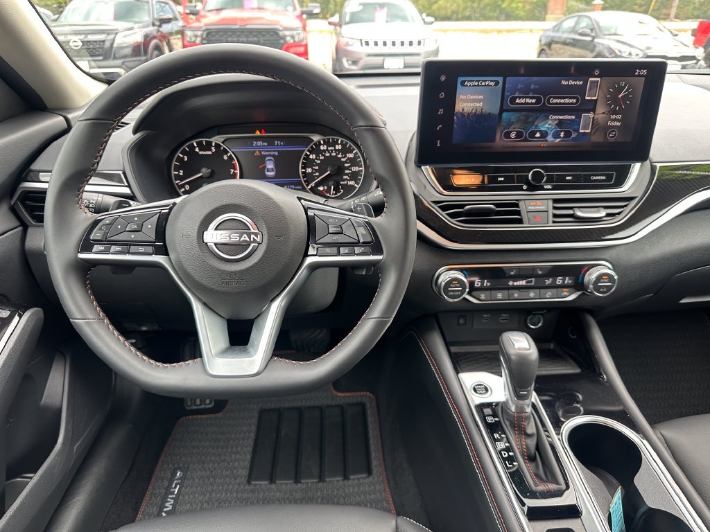 Used 2025 Gray Nissan 2.5 SR image 19
