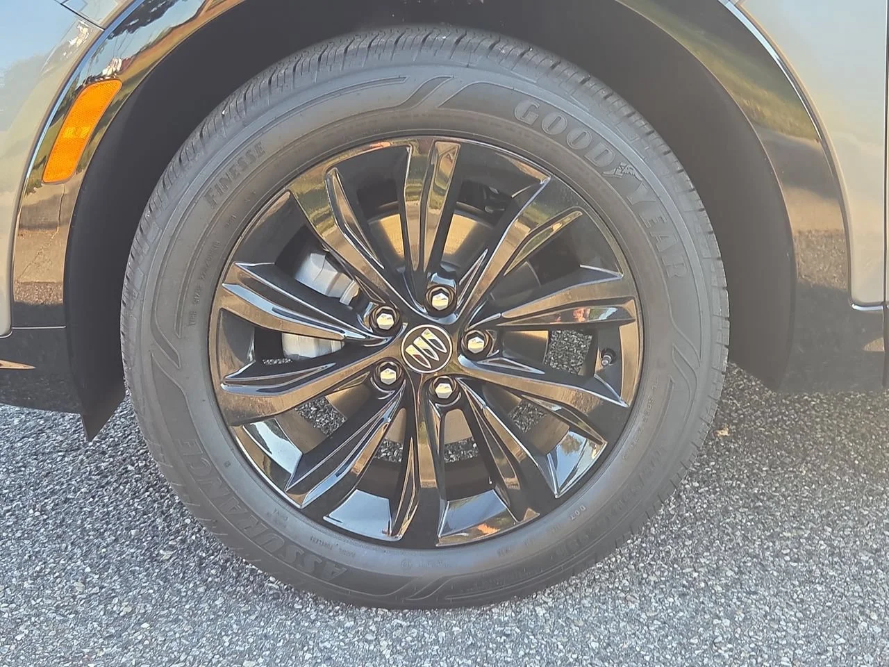 New 2026 Moonstone Gray Metallic Buick Sport Touring image 34