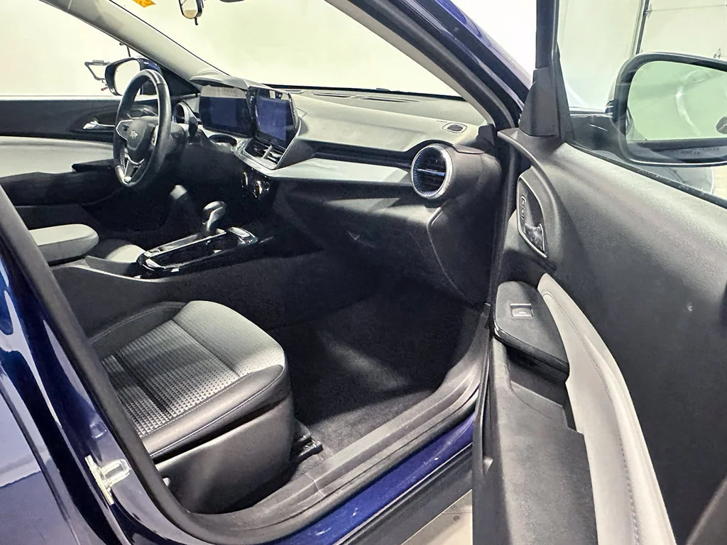 Used 2024 Blue Glow Metallic Chevrolet LT image 24