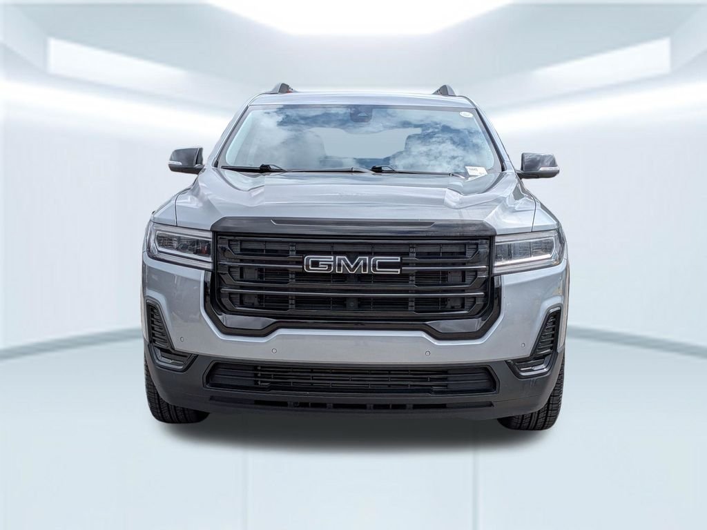 Used 2023 Silver GMC SLE image 10