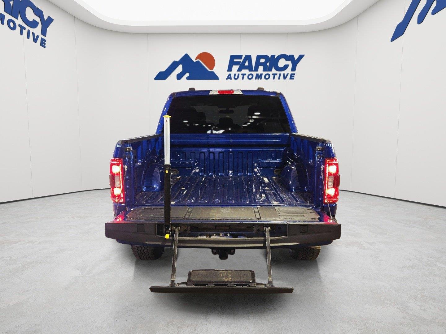 Used 2023 Atlas Blue Ford XLT image 64
