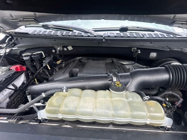 Used 2019 Silver Ford XLT image 19