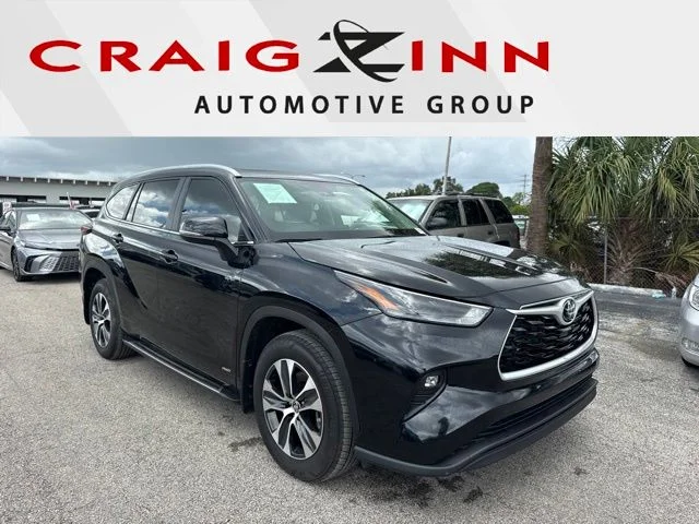 Used 2026 Black Toyota XLE image 1