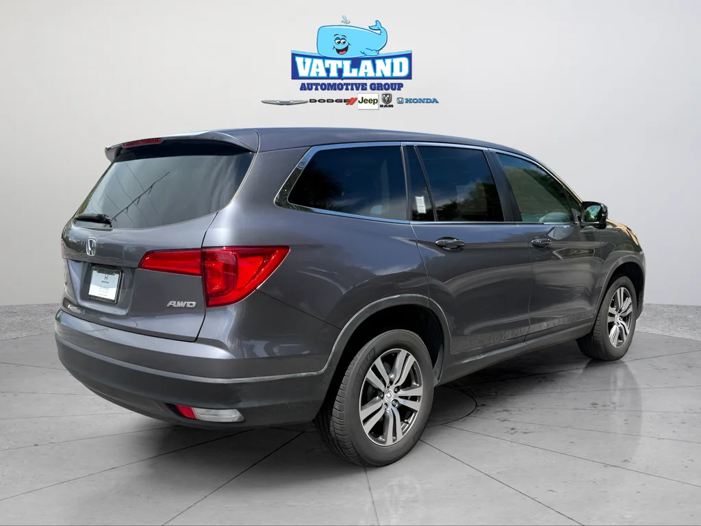 Used 2016 Lunar Silver Metallic Honda EX-L image 5