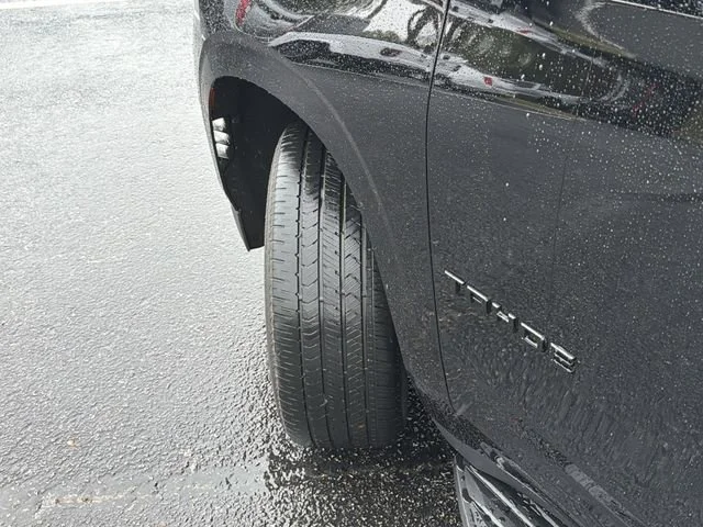 Used 2023 Black Chevrolet RST image 35