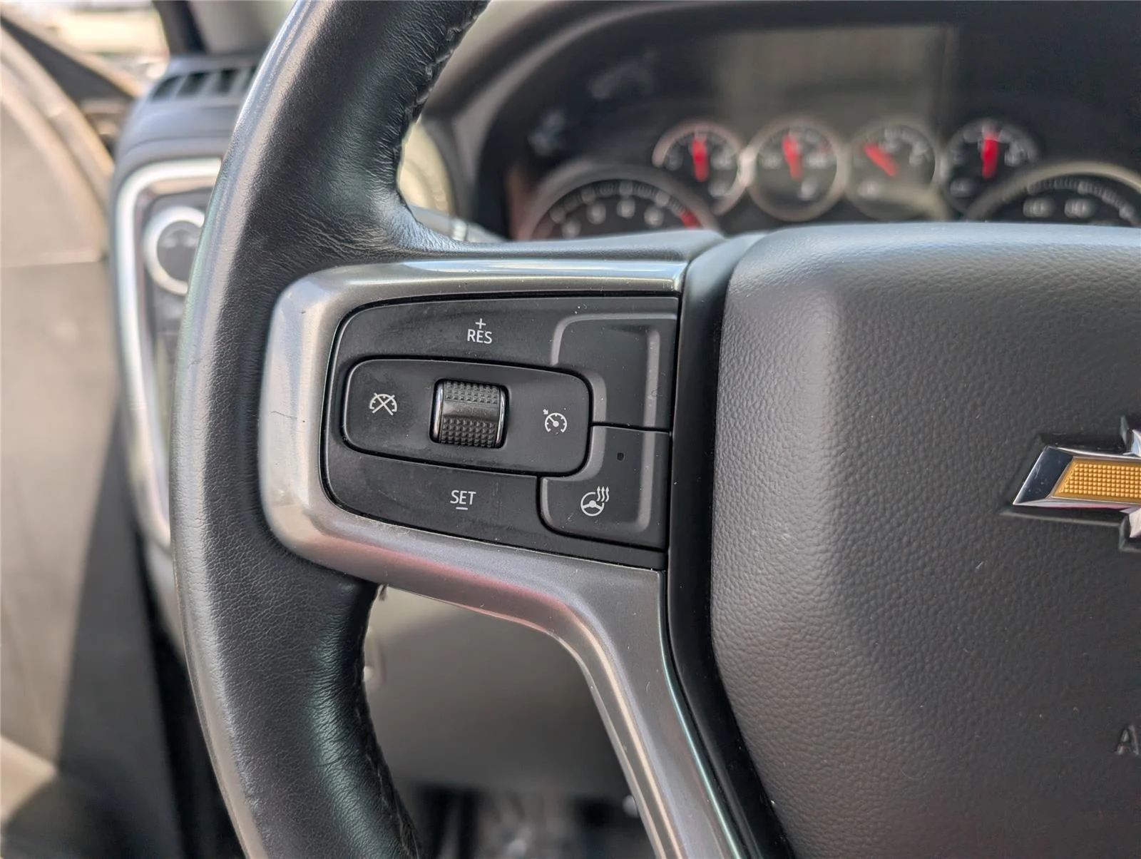 Used 2022 Black Chevrolet LT image 21