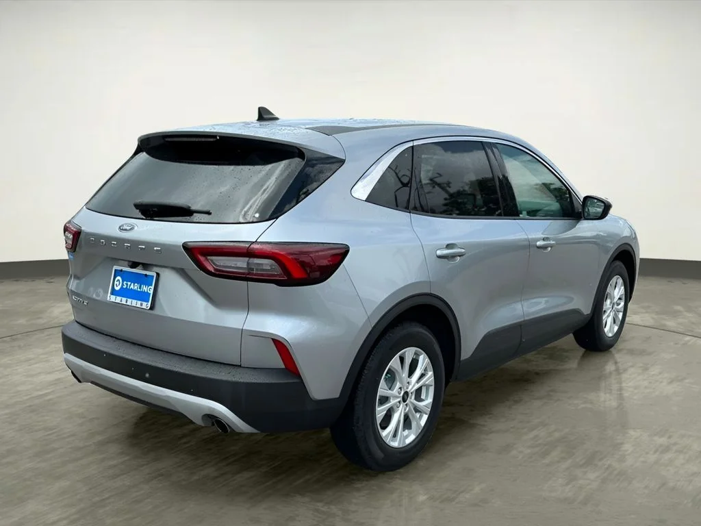 Used 2024 Silver Ford Active image 6